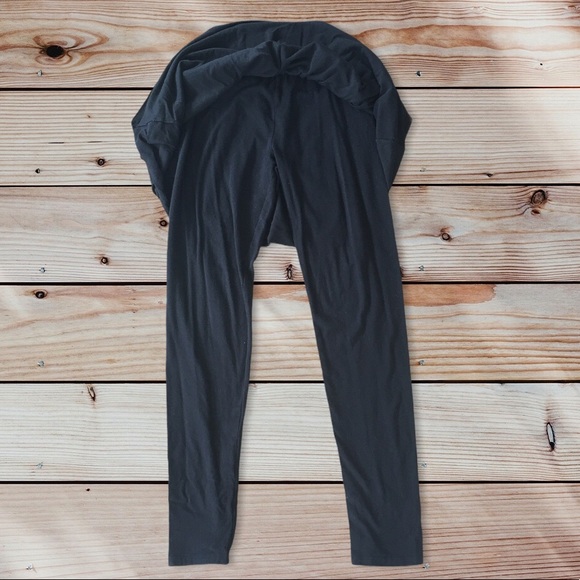 Black sparkly Leggings and skirt combo - Picture 3 of 7